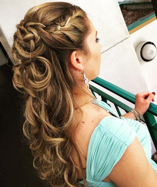wedding curly half up hairstyle