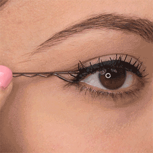 16 Genius DIY Makeup Hacks That'll Change Your Makeup Game