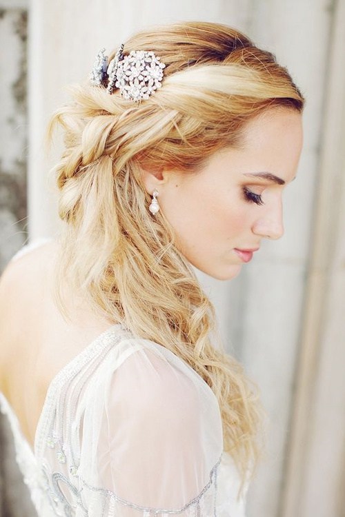 messy wedding hairstyle