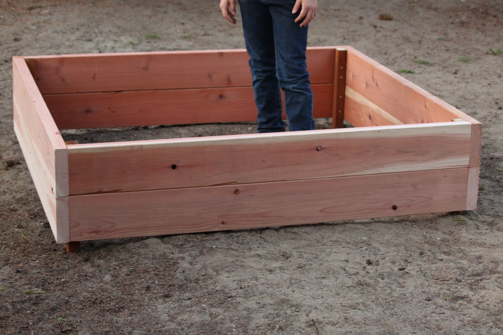 How To Build A Raised Garden Box How To Do Easy